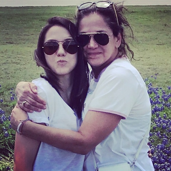 Meet your Posher - Picture 4 of 9